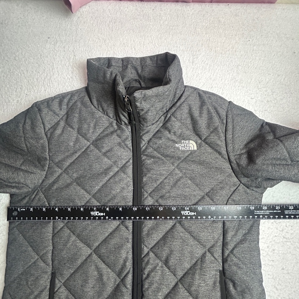 The North Face Charcoal Quilted Jacket View 4